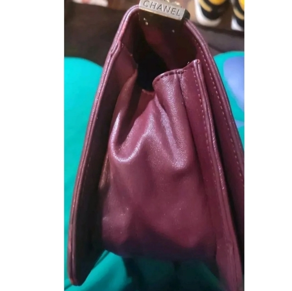 CHANEL Quilted Boy Bag in burgundy RARE!!! - Picture 9 of 16